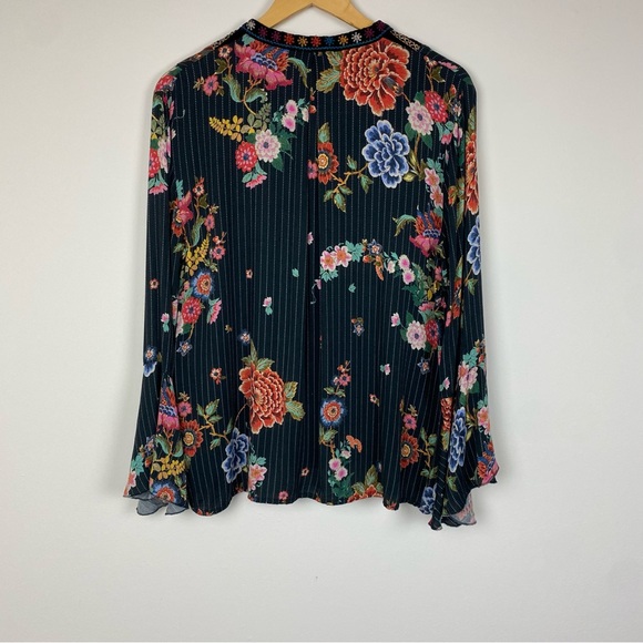 Johnny Was 🌺 Worksh "Spanish Steps"  Floral Blouse M - Picture 8 of 12